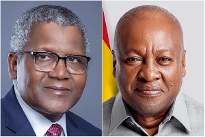 L-R: Nigerian business mogul Aliko Dangote and President John Dramani Mahama