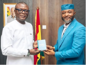 Kofi Adams (L) with Director General of the National Sports Authority (NSA), Yaw Ampofo Ankrah (R)