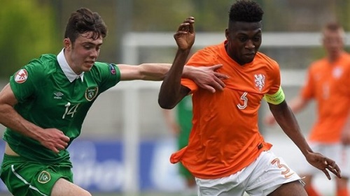 Timothy Fosu-Mensah in action for Holland