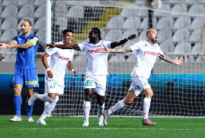 Bernard Tekpetey's Ludogorets kick Ibrahim Osman's Nordsjaeland