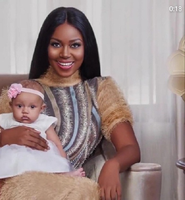 Yvonne Nelson and her daughter