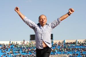 Coach Zdravko Logarusic