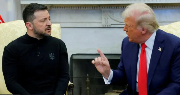 Ukrainian President Volodymyr Zelensky (L) and President Donald Trump bin clash for di White House