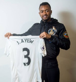 Jordan Ayew with his new Jersey number