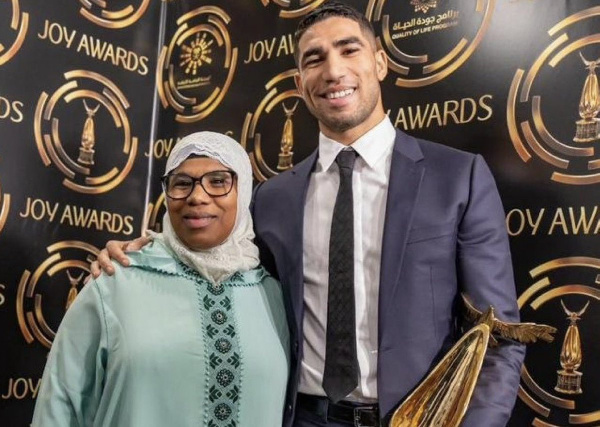 Moroccan defender, Achraf Hakimi and his mother