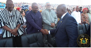 President Akufo-Addo exchange pleasantries with Ex-president Mahama at Weah's inauguration