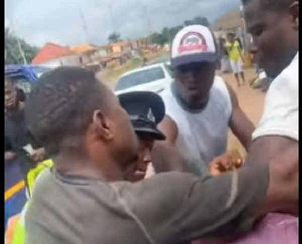 Watch Police Officer Beat Up A Civilian In Public 