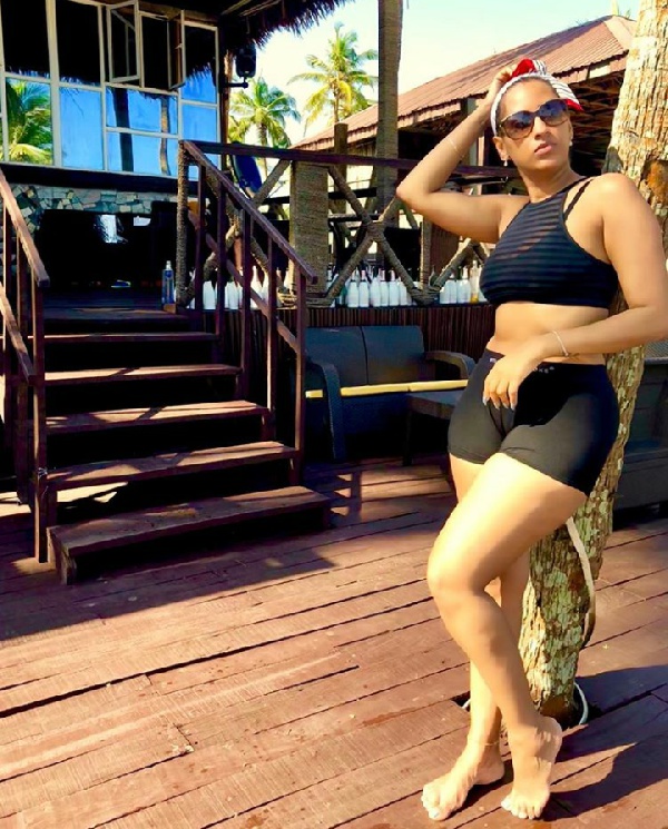 Juliet Ibrahim rocking her bum shorts