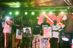 The team from YFM honoring R2Bees for their contribution to Ghanaian music
