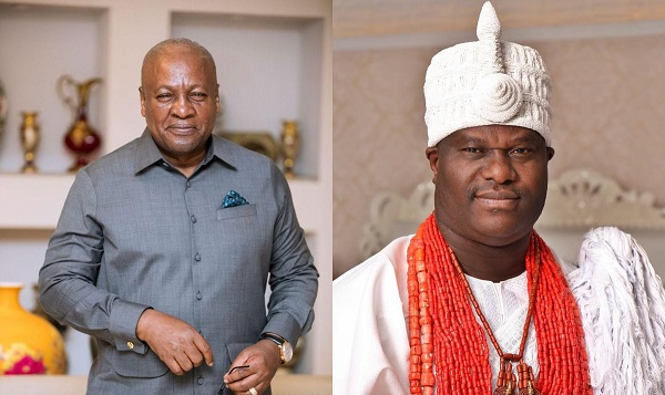 President Mahama (L) and Ooni of Ife (R)