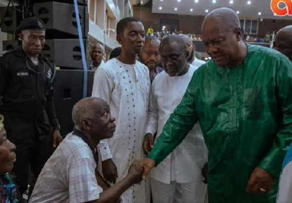 Mahama Visits Craftsmen Behind Presidential Seat