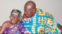Otumfuo Osei Tutu II and mum