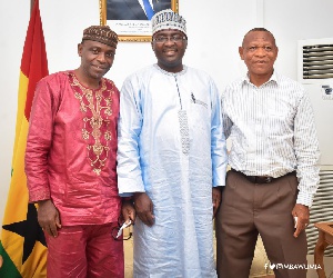 Vice President Mahamudu Bawumia with the two Former Ghanaian internationals