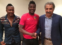 Asamoah Gyan has been handed an extended holiday before joining new club