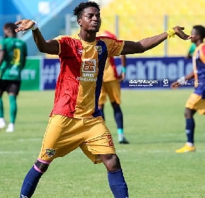 Hearts of Oak set to lose top defender Caleb Amankwah