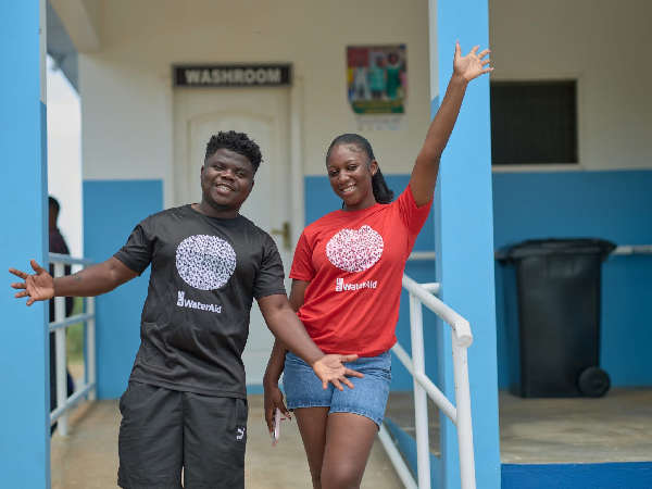 Wode Maya (L) and Gisela (R) are Ghanaian YouTubers