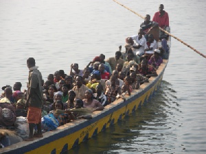Several people travel without life jackets on the Volta Lake