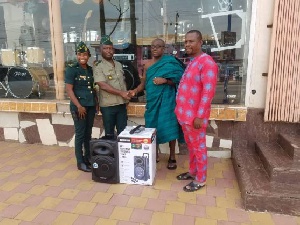 Nana K. Gyasi Ababio donating theitems to the Ashanti regional Command of the Immigration Service