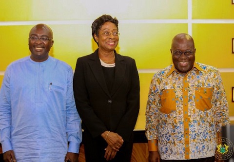 President Nana Addo Dankwa Akufo-Addo (R) with Sophia Akuffo (M) and Vice President Bawumia (L)