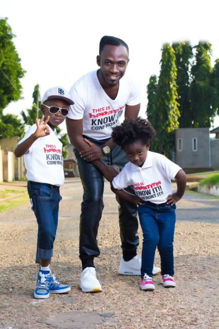 Okyeame Kwame with Kids