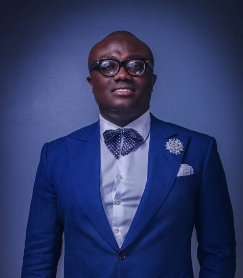 Bola Ray is Chief Executive Officer of the EIB Network