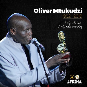 Oliver Mtukdzi 2