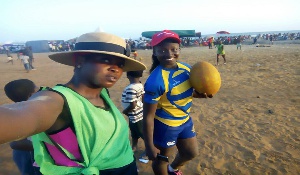 Some female Rugby players decided to play at the beach during the holiday