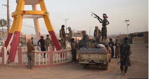 Separatist fighters have taken over the city of Kidal after Russian and Malian troops withdrew