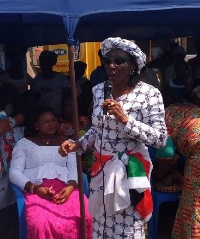 Mrs Konadu Agyeman Rawlings campaigning
