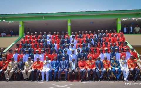 Vice President, Dr Mahamudu Bawumia with members of the Ghana Armed Forces