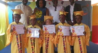 A group picture of the graduating students