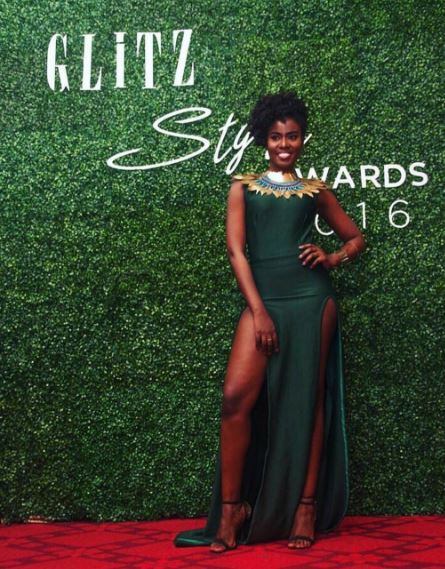 MzVee