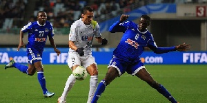 Richard Kissi Boateng in action for Mazembe in the World Club tourney