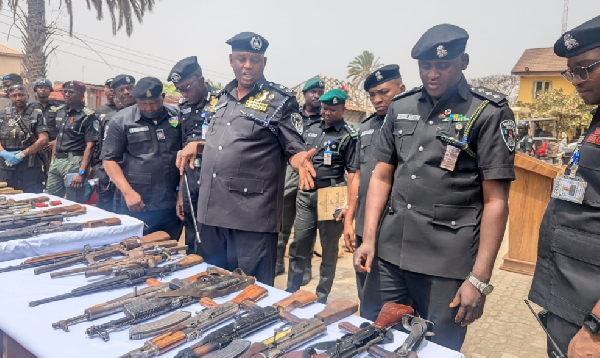 Photo of recovered armed as well as CP Rabiu Mohammed and top officials of the Kaduna State Police