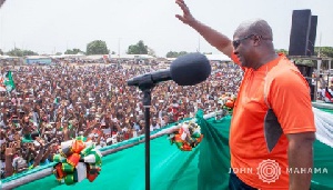 Former President John Mahama addressing the NDC faithful in Wa