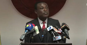 Special prosecutor Kissi Agyebeng adressing the press