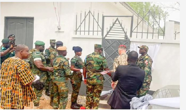 German Armed Forces and the Ghana Armed Forces personnel during the presentation