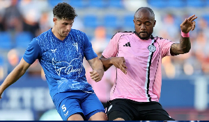 Jordan (R) extended his impressive pre-season form by scoring the only goal in Leicester’s 1-0 win