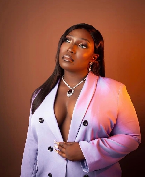 Female rapper, Eno Barony