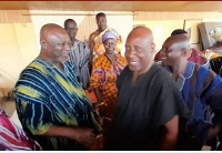 Osabarima Ayeh Kofi (left), Suhumhene welcoming back Nana Opeabre Awuah Asiedu (right),
