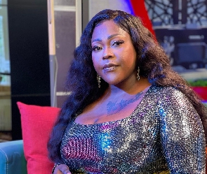 TV presenter and influencer, Mona Gucci