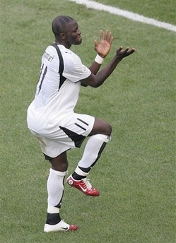 Muntari After Goal 2 Against Czech