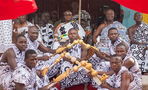 Kwahuhene outdoored and calls on his subjects to unite to develop Kwahu