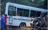 3  people have been killed in a head-on crash at Mampong Abuontem