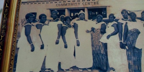 Agness Oforiwa Tagoe-Quarcoopome (middle) with her colleagues
