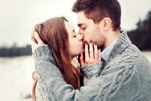 Kissing Winter Sweaters