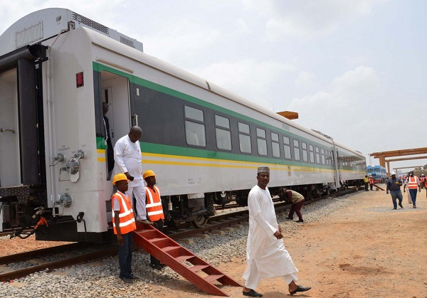 The line will link Kano and Katsina in northern Nigeria with the city of Maradi in southern Niger