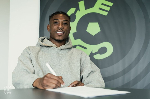 Abu Francis inks contract extension with Cercle Brugge