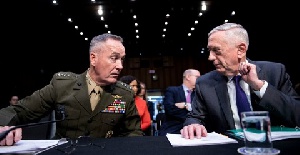 Chairman of the Joint Chiefs of Staff Joseph Dunford Jr.(L) and US Secretary of Defense James Mattis