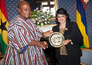 President Mahama with President of Mauritius, Dr. (Mrs) Ameenah Gurib-Fakim